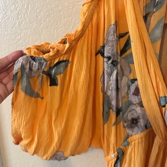 Romper - Picture 3 of 4